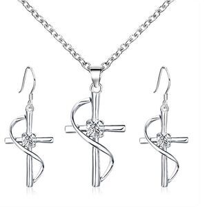 NWT Beautiful Cross Necklace Earring Set
